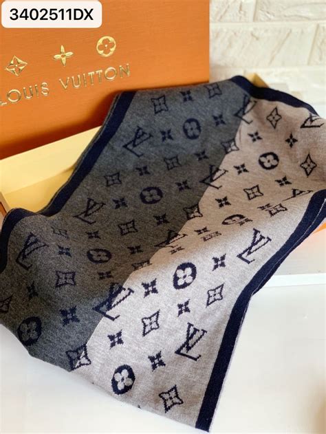 navy blue louis vuitton scarf.